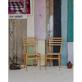 Paire de chaises en bois et beige à paillettes n°1158