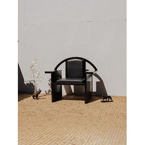Fauteuil en bois et cuir noir n°967