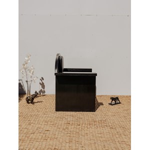 Fauteuil en bois et cuir noir n°967