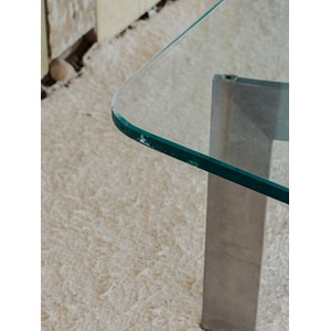 Table basse en verre et pied chromé n°934