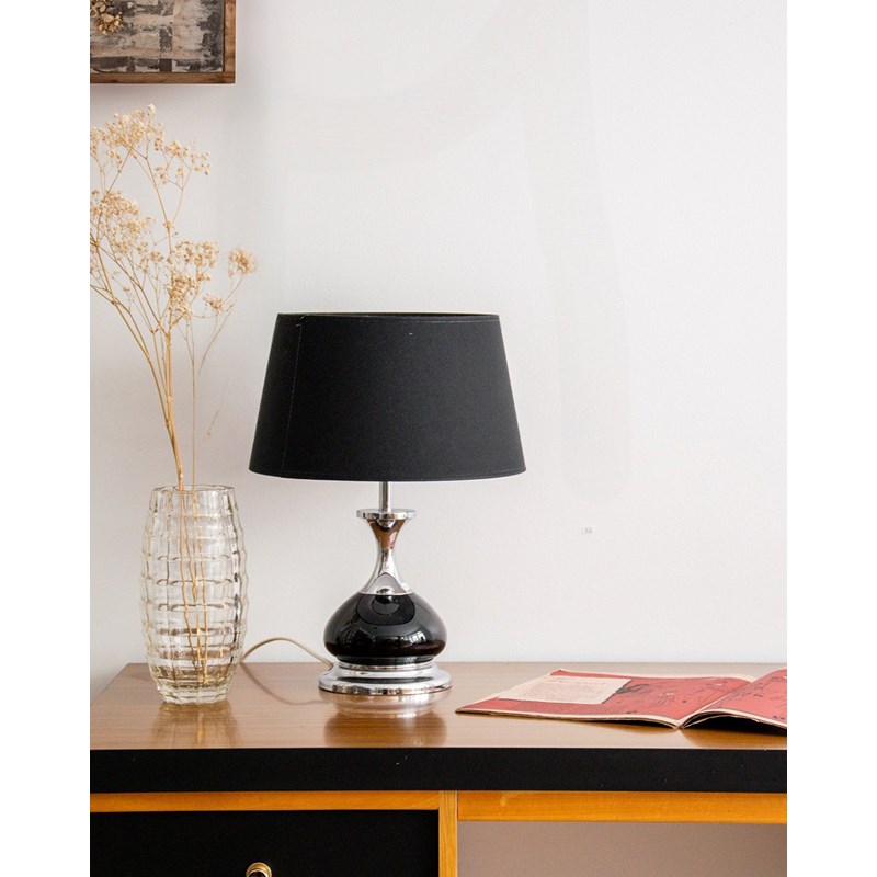 Julia, la lampe à poser en métal n°178