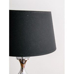 Julia, la lampe à poser en métal n°178