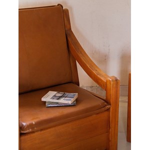 Jakob, le fauteuil camel n°301