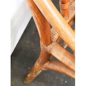 Lot de quatre chaises en rotin n°1146