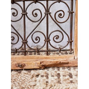 Fenêtre marocaine décorative en fer forgé n°939