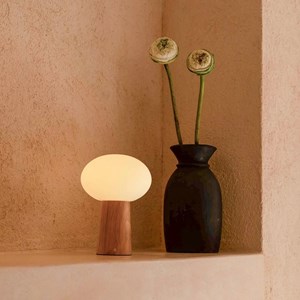Lampe de table sans fil en bois marron clair max