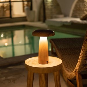 Lampe de table en bois - lennart