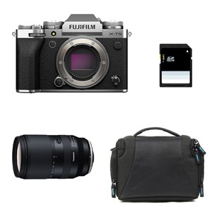 Fujifilm x-t5 silver + tamron 18-300mm + sac + carte sd 8 go