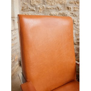 Paire de fauteuils en skaï n°1188