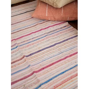 Tapis à petites rayures colorées n°127