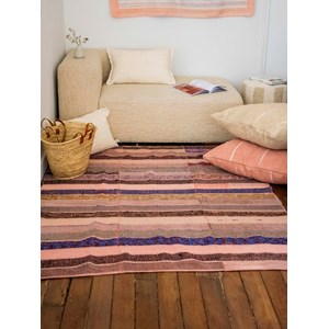 Olivier, le tapis aux tons rosés n°125