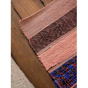 Olivier, le tapis aux tons rosés n°125