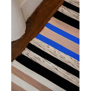 Tapis rayé bleu électrique n°119