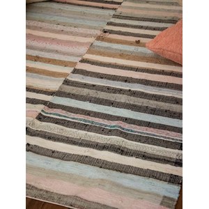 Tapis aux motifs graphiques n°126