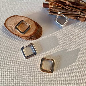 Créoles carrées catherine plaqué or 18 carats