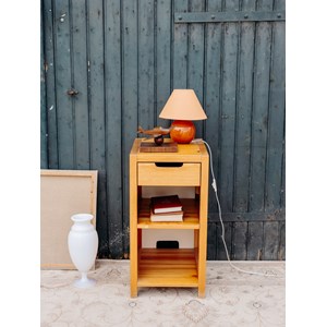 Table de chevet en bois clair n°1462