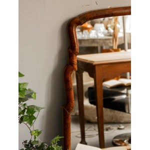 Miroir au bois sculpté n°1154