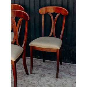 Lot de six chaises en bois n°1198
