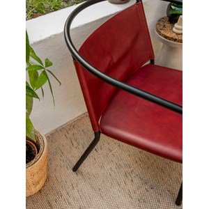 Fauteuil en cuir bordeaux n°1204