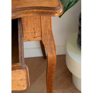 Edouard, le bureau en bois foncé n°674