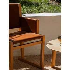 Fauteuil musa en cuir camel n°1194