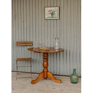 Romy, la table à manger en bois n°1325