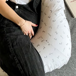 Coussin de maternité en coton lapins