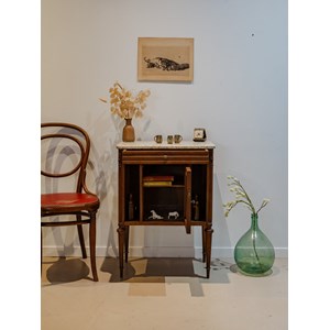 Petit buffet en bois et marbre n°1509