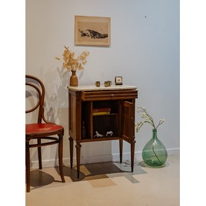 Petit buffet en bois et marbre n°1509