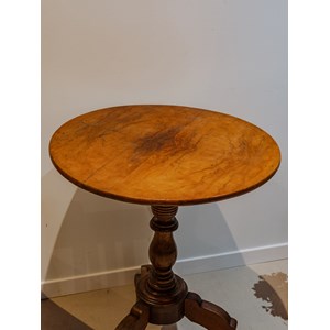 Table d'appoint en bois n°918