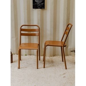 Paire de chaises en métal marron n°1239