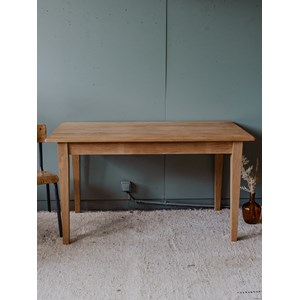 Romy, la table à manger en bois n°1355