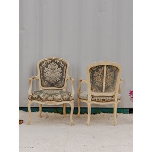 Paire de fauteuils en bois et velours n°944