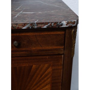Table de chevet en marbre n°1337