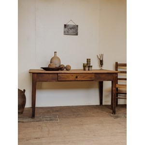 Romy, la table à manger en bois n°1354