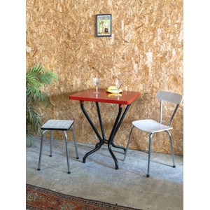 Karla, la table à manger en métal n°1159