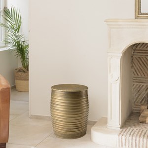 Honore - table d'appoint alu. 33x45cm à motifs couleur laiton