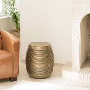 Honore - table d'appoint aluminium 40x45cm strié couleur laiton