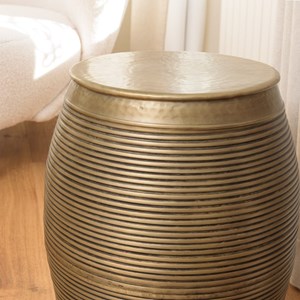 Honore - table d'appoint aluminium 40x45cm strié couleur laiton