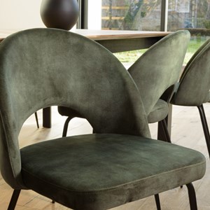 Tom - lot de 2 chaises dossier ouvert tissu velours vert pieds noir