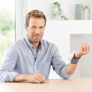 Tensiomètre poignet fonction vocale