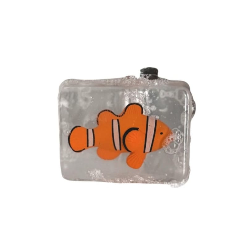 Ludi soap classique - savon artisanal avec figurine