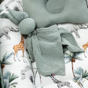 Doudou lapin  gaze jeanne vert de gris