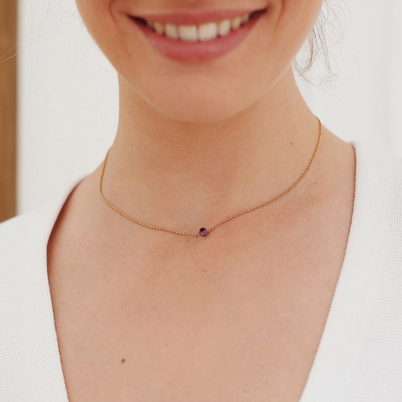 Collier grenat - essentiel