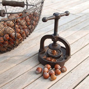 Casse noix, amandes, noisettes