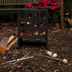 Brasero carré en métal