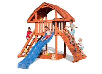 Tour de jeux giant avec toboggan, mur e