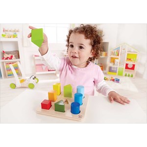 Jeu de formes et de couleurs hape