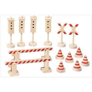 29 panneaux de signalisation en bois