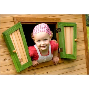 Cabane en bois sur pilotis robin